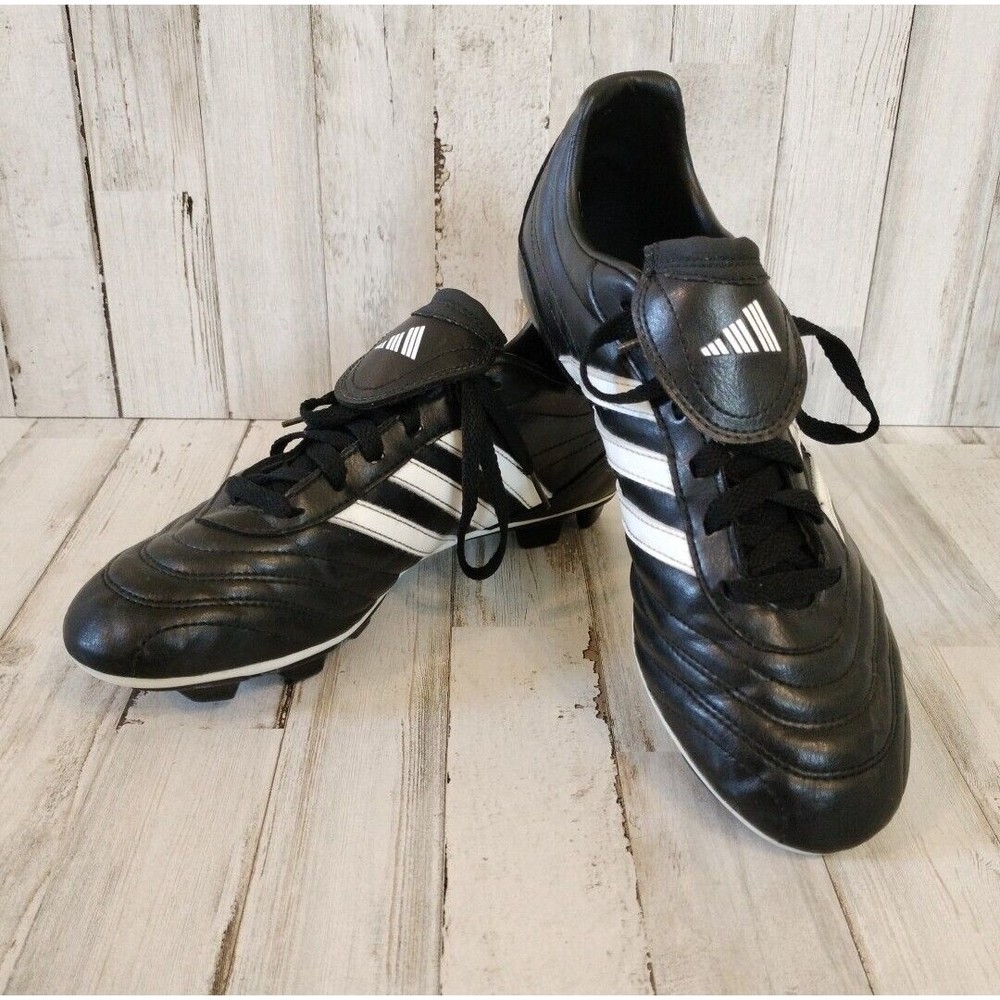 Adidas Traxion Soccer Cleats Women’s Size 8.5 Outdoor EU Size 40 2/3